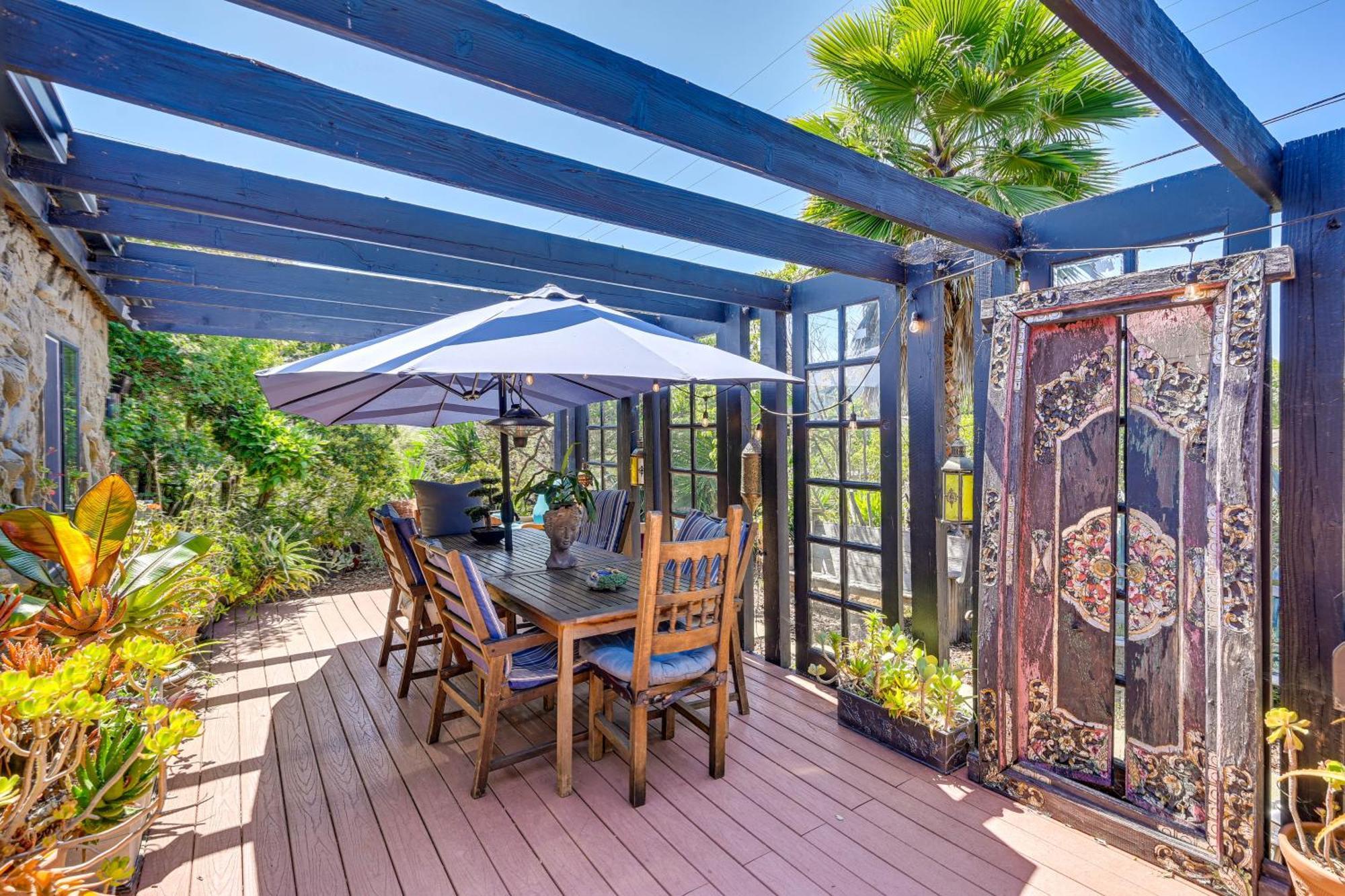 Bohemian Wonderland Benicia Bungalow With Pergola! 외부 사진